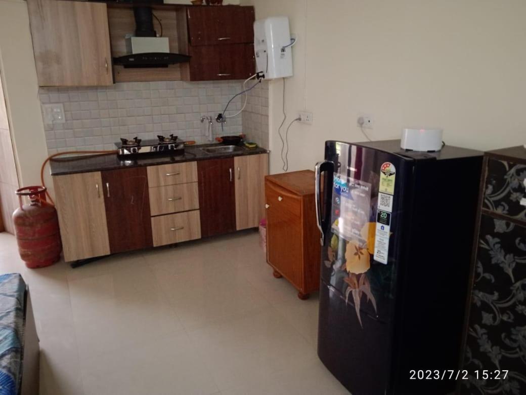 Hare Krishna Home Stay Vrindāvan Екстериор снимка